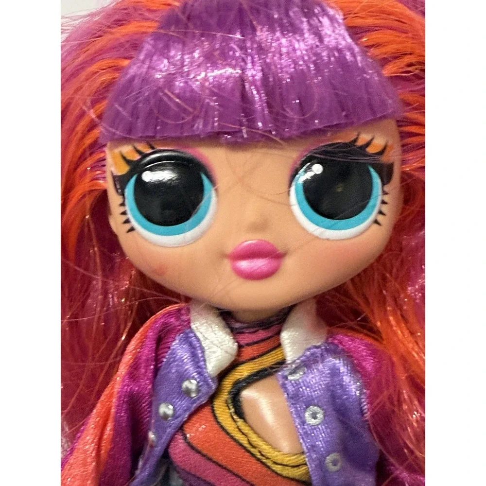 LOL Surprise OMG ROLLER CHICK Fashion Doll with Stand And Accessories